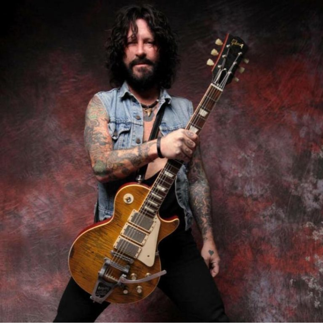 Tracii Guns' Sex, Brews & Tattoos