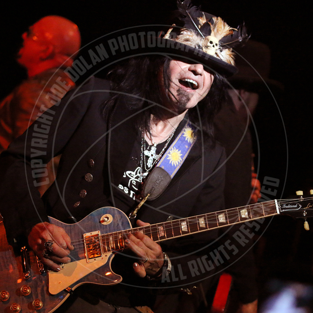 Robert Sarzo's Eye Of The Storm